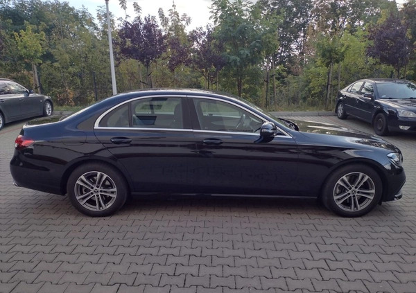 Mercedes-Benz Klasa E cena 184500 przebieg: 80000, rok produkcji 2022 z Otmuchów małe 191